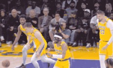 1xbet体育投注-关于湖人再次大胜雄鹿，戴维斯全场高效发挥的信息