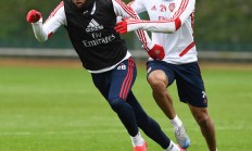 1xbet体育下载-锡耶纳球员备战重要比赛，追求突破的简单介绍