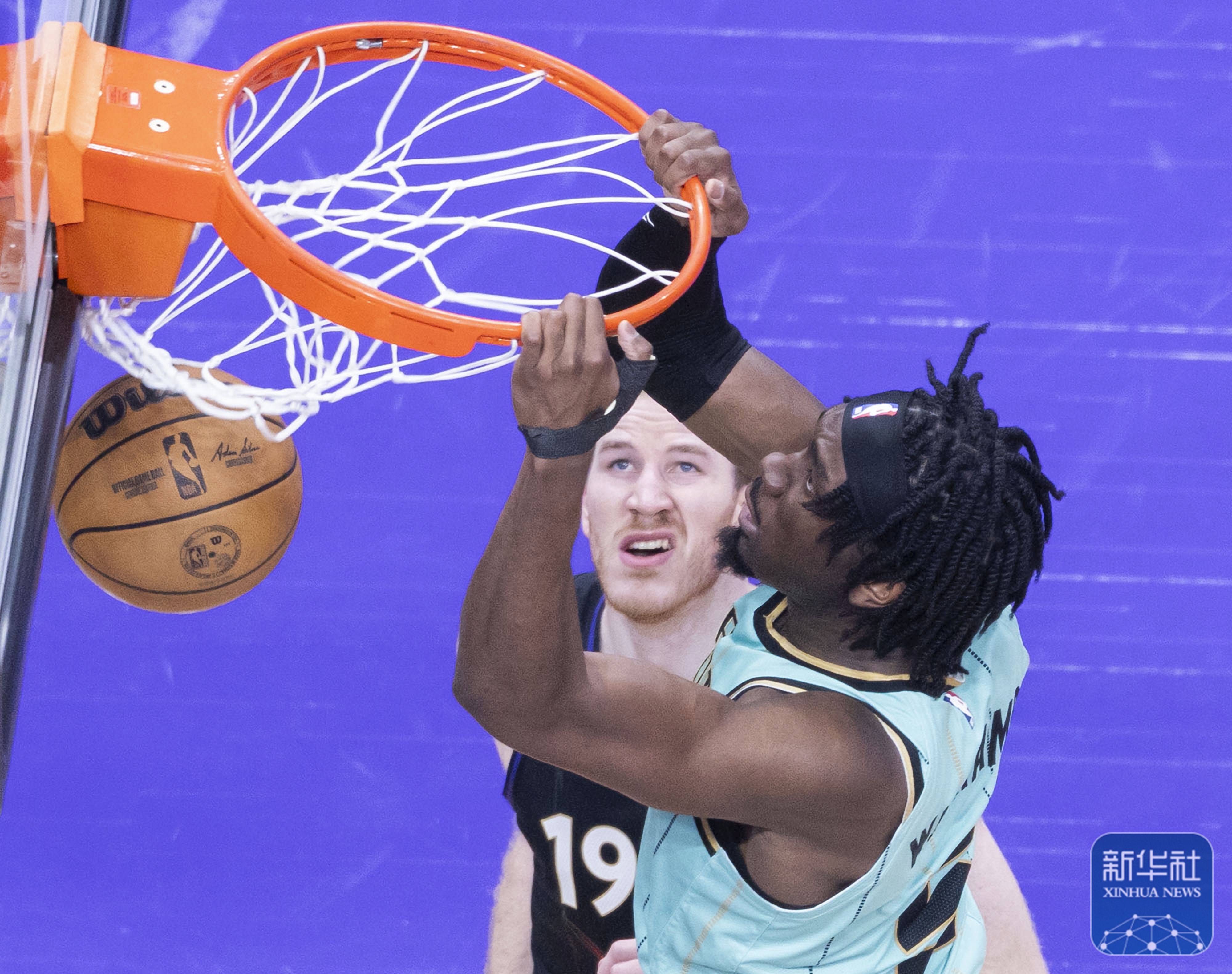 包含猛龙胜开拓者,迎来三连胜的词条 包含猛龙胜开拓者,迎来三连胜的词条