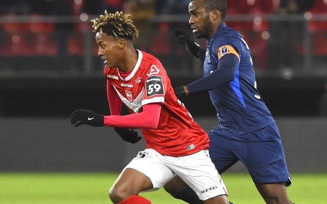 包含尼姆对阵洛里昂，谁能够胜出？的词条