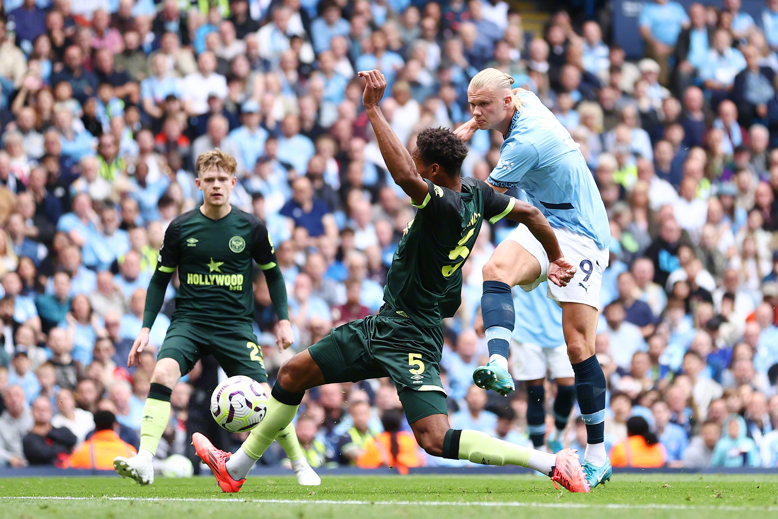 包含曼城巴黎梅开二度,英超法甲双雄狂胜的词条 包含曼城巴黎梅开二度,英超法甲双雄狂胜的词条